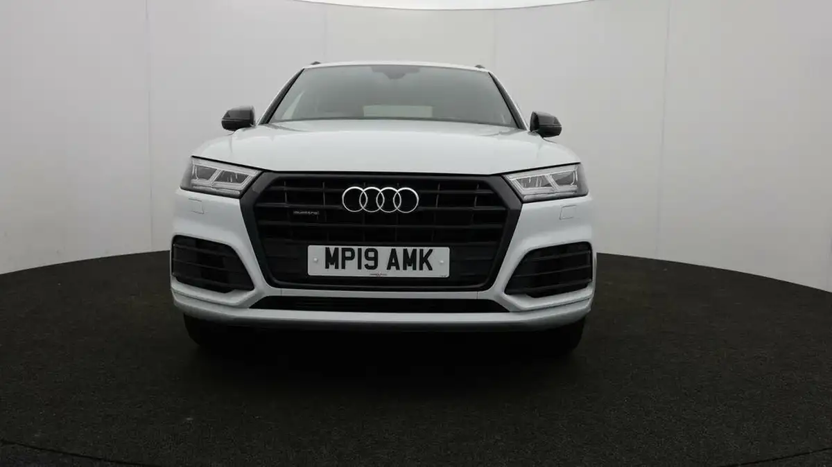 2019-audi-q5-20-45-tfsi-black-edition-big-1