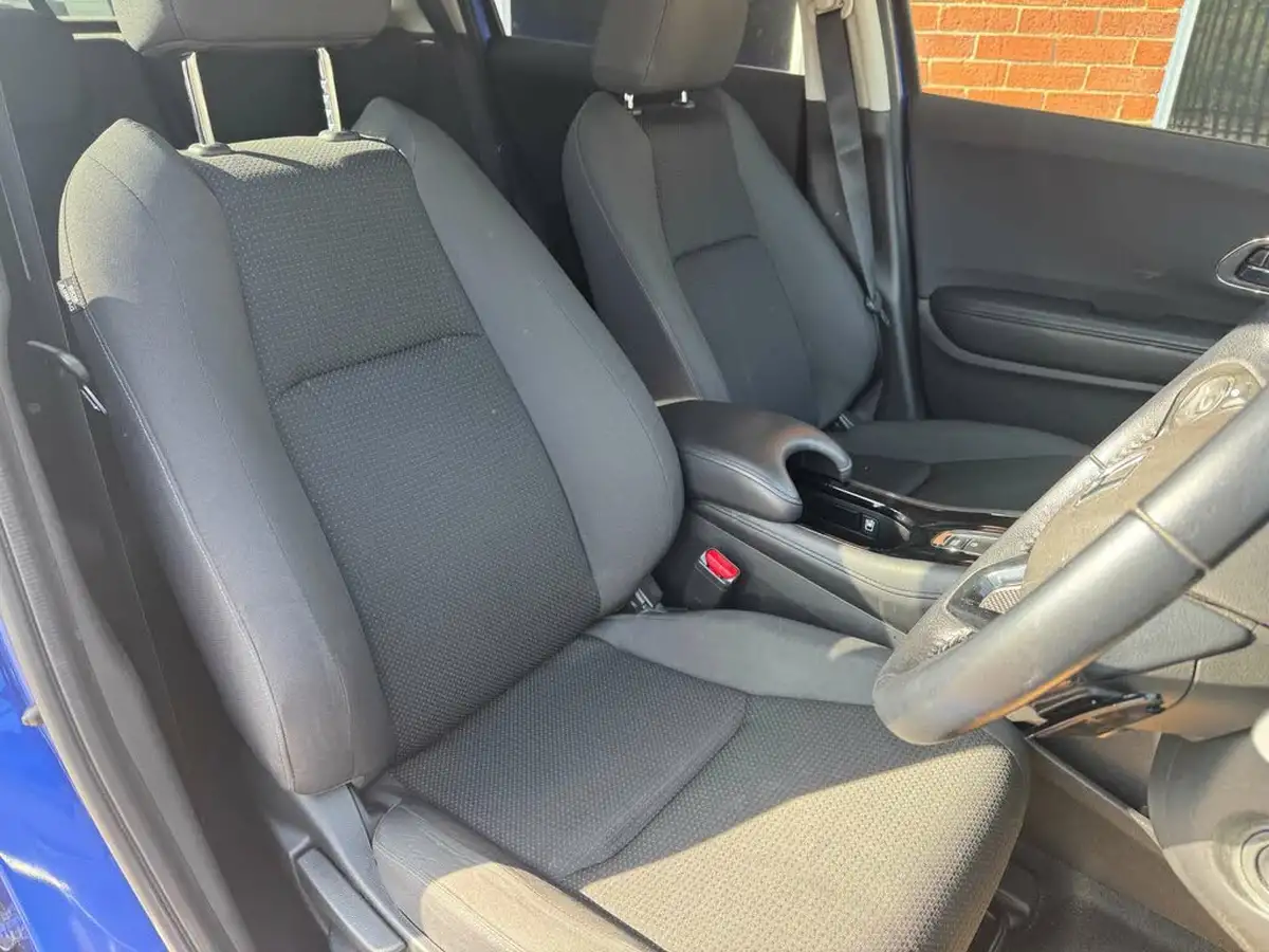 2019-honda-hr-v-15-i-vtec-se-cvt-big-10