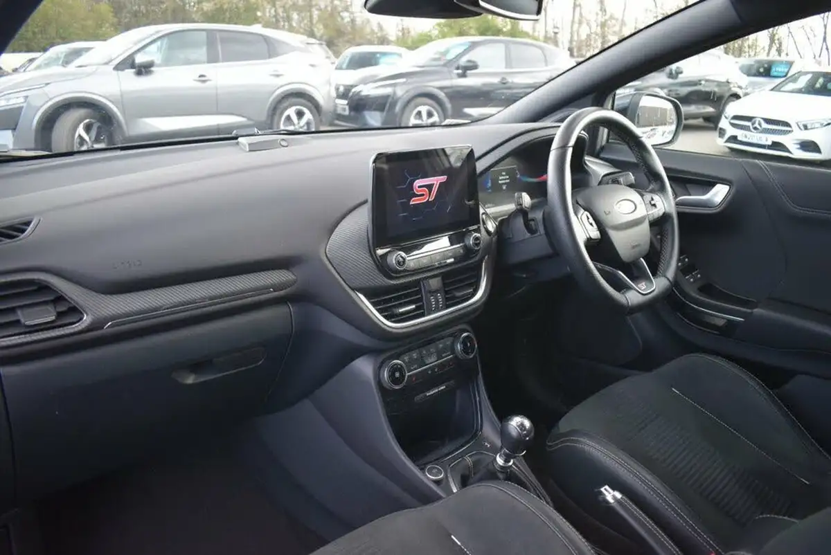 2021-ford-puma-suv-15-st-big-11