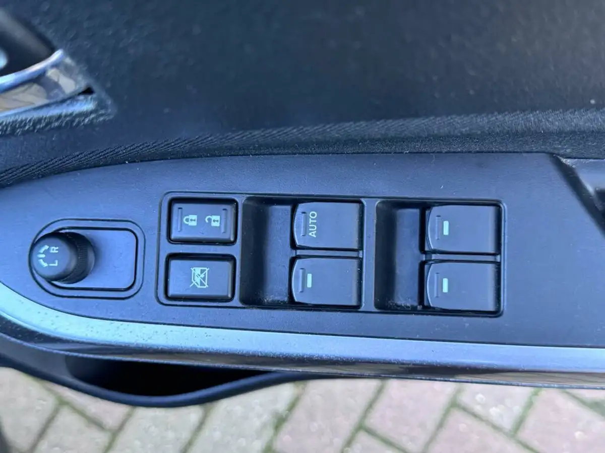 2022-suzuki-vitara-14-boosterjet-sz-t-big-16