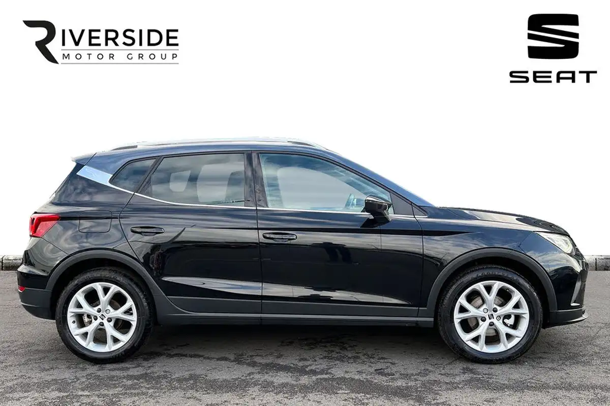 2023-seat-arona-10-tsi-fr-dsg-big-3