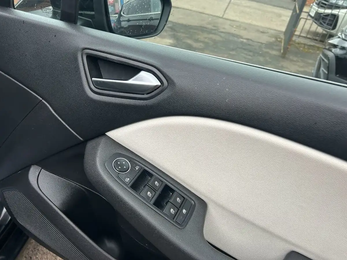2022-renault-clio-16-techno-big-20