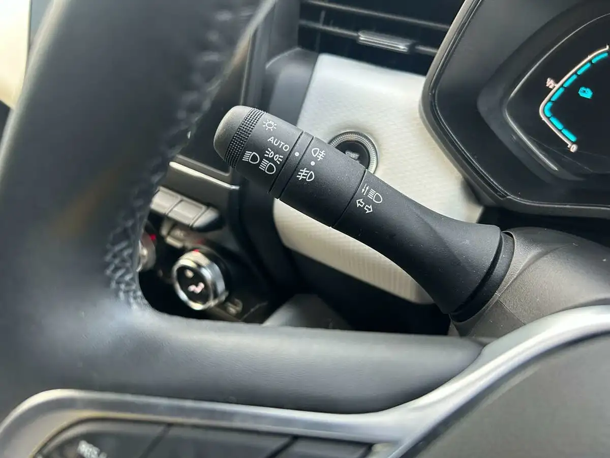 2022-renault-clio-16-techno-big-44
