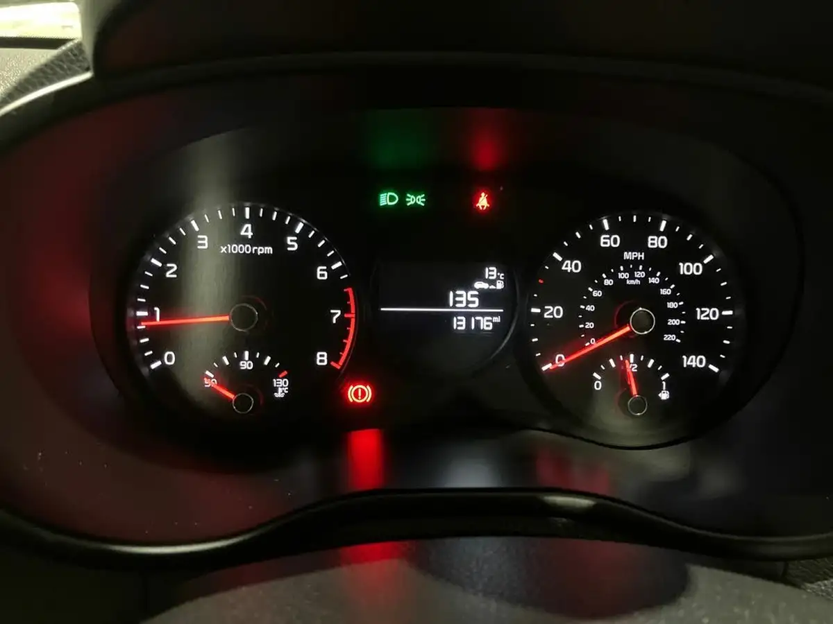 2021-kia-picanto-10-1-big-15
