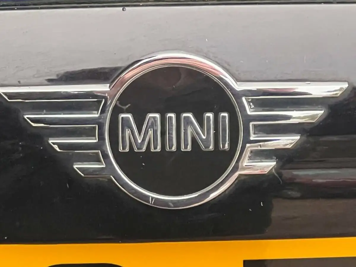 2018-mini-cooper-20-cooper-s-series-ii-ss-hatchback-3d-big-8