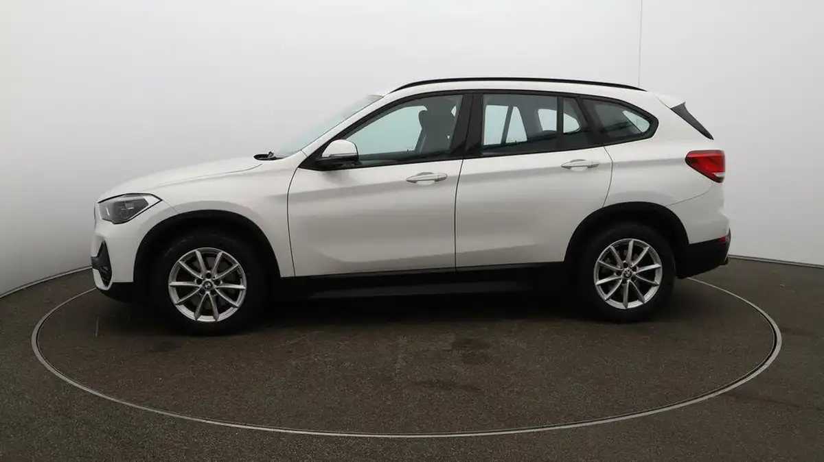 2020-bmw-x1-20-sdrive20i-se-189bhp-big-4
