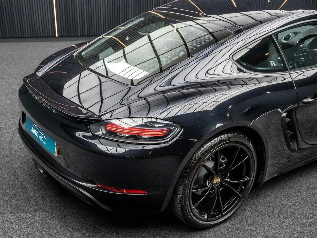 2019-porsche-cayman-718-20-cayman-pdk-big-24