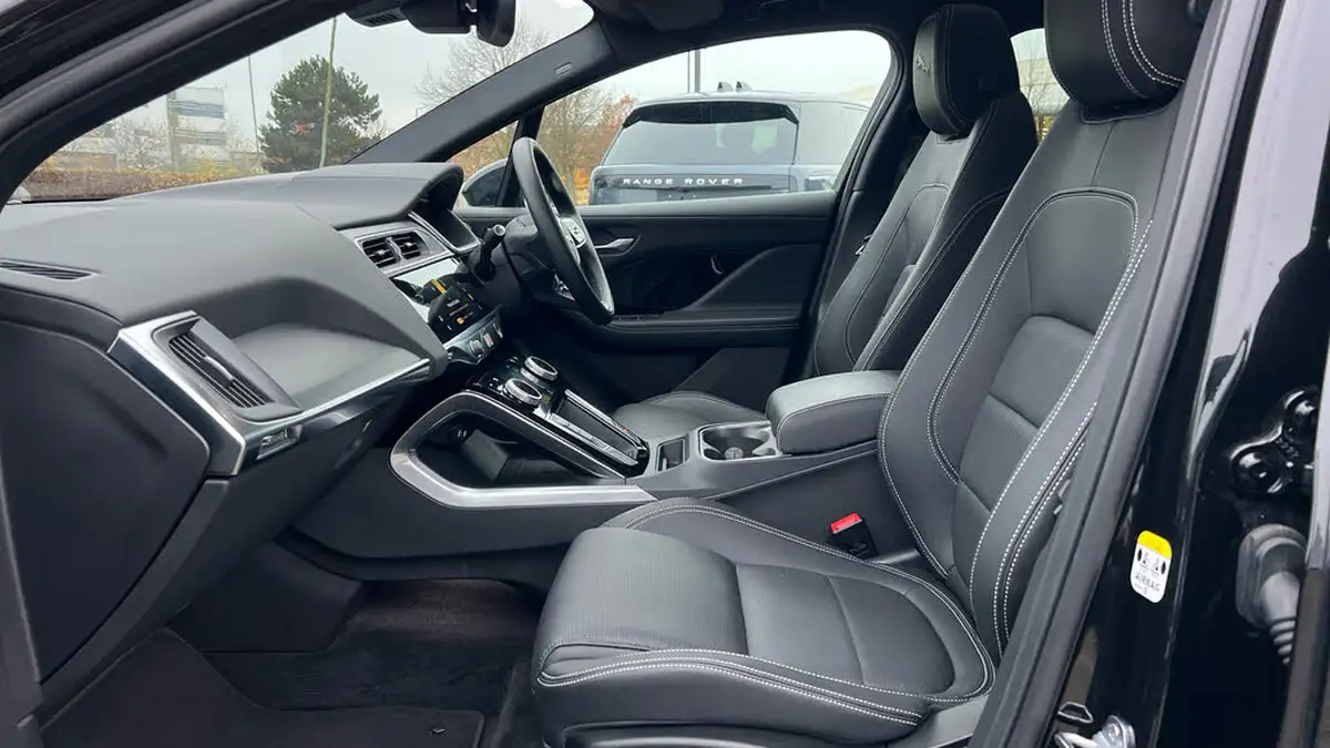 2023-jaguar-i-pace-ev400-r-dynamic-se-black-big-2