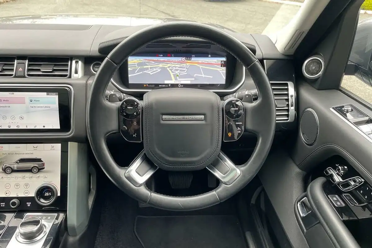 2021-land-rover-range-rover-30-d300-vogue-se-big-11