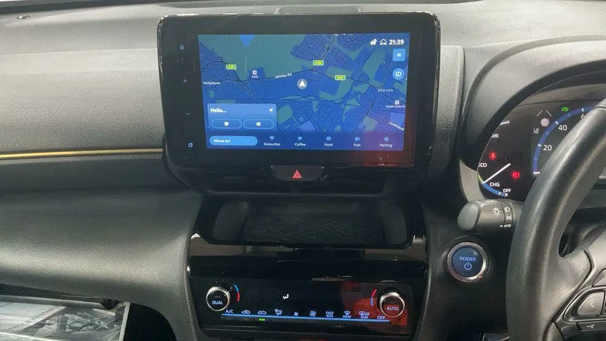2022-toyota-yaris-cross-15-vvt-i-dynamic-awd-i-big-7