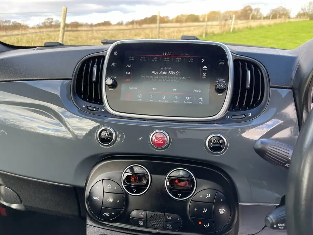 2020-fiat-500-10-launch-edition-big-29