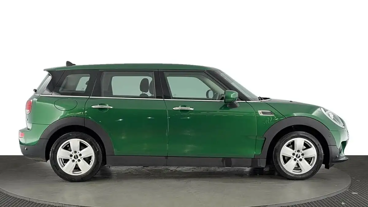 2021-mini-clubman-15-cooper-classic-big-2