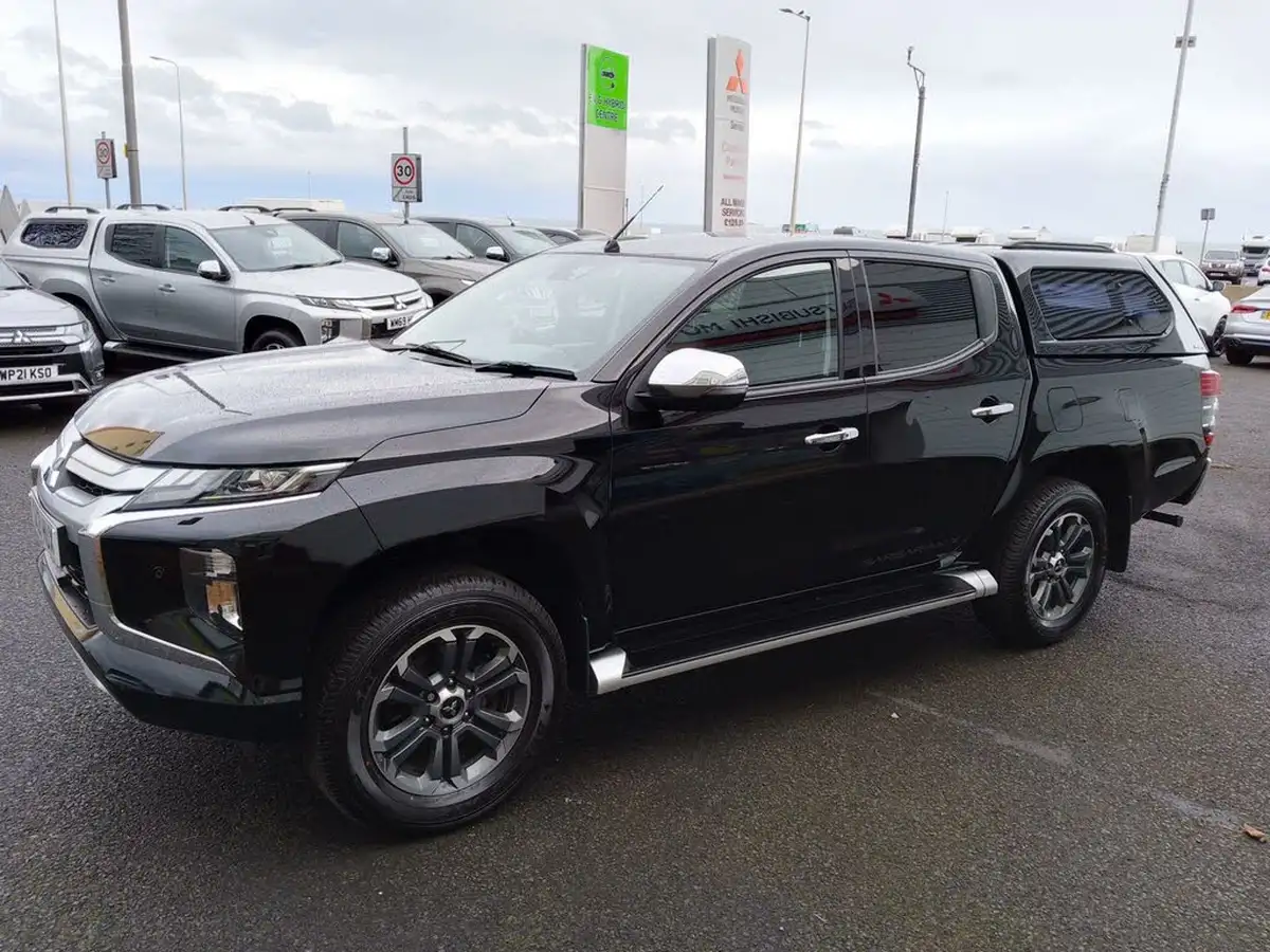 2021-mitsubishi-l200-22di-d-barbarian-x-big-3