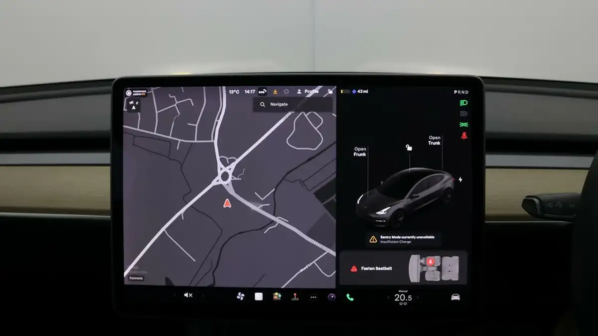 2020-tesla-model-3-e-long-range-big-10