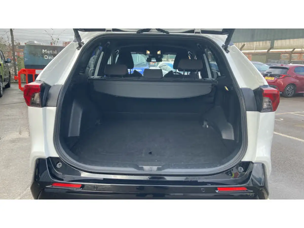 2023-toyota-rav4-25-vvt-i-design-302bhp-plug-in-big-13