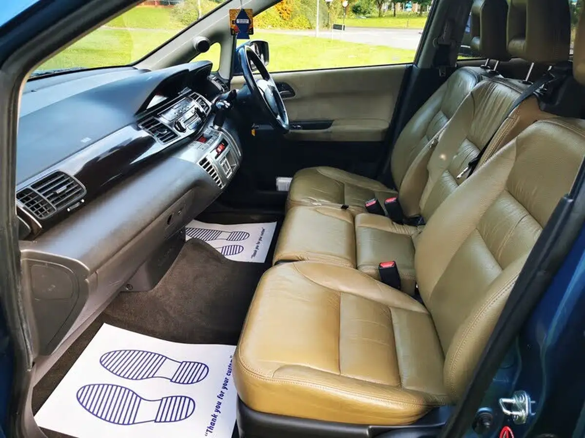 2007-honda-fr-v-18-ex-auto-big-16
