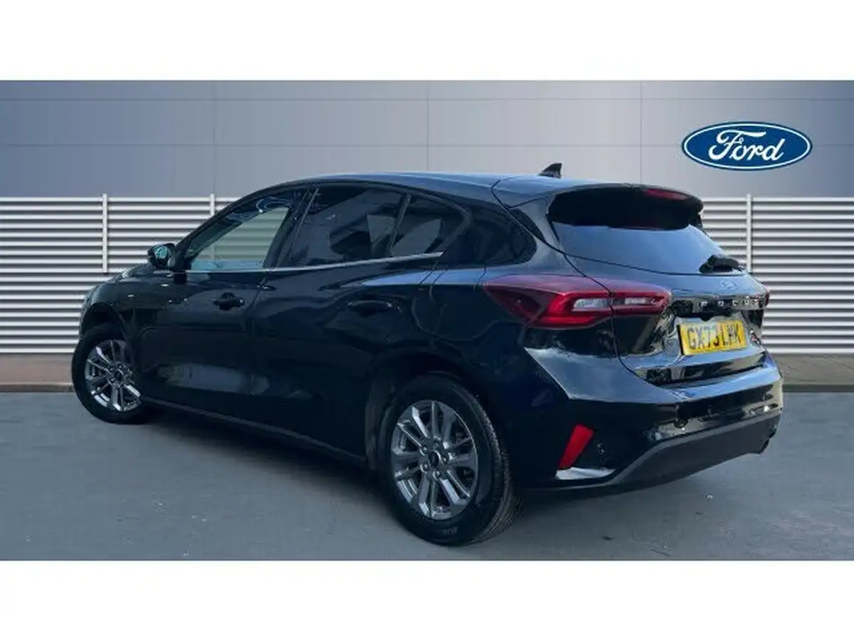 2023-ford-focus-10t-titanium-125ps-hatchback-big-1