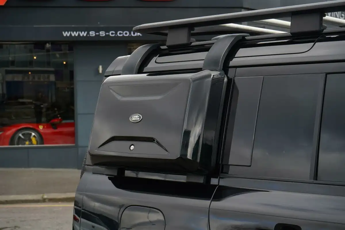 2022-land-rover-110-defender-30-d250-x-dynamic-hse-big-15