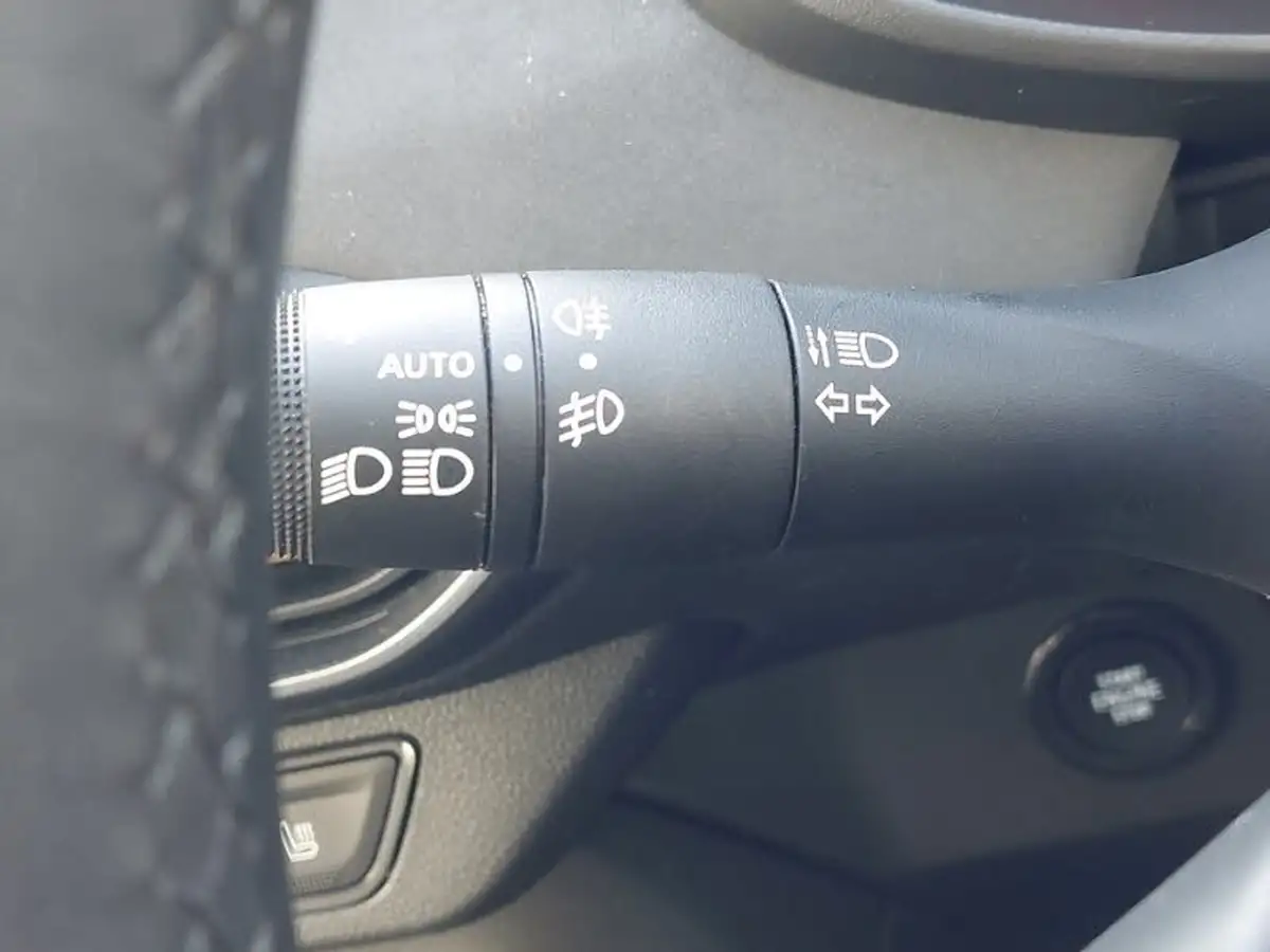 2024-dacia-sandero-stepway-10-tce-extreme-90bhp-big-15