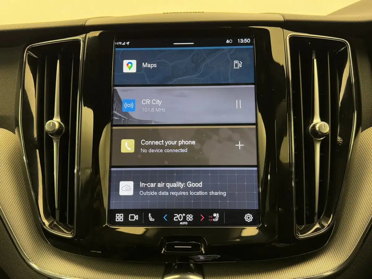 2024-volvo-xc60-20-b5-plus-big-26