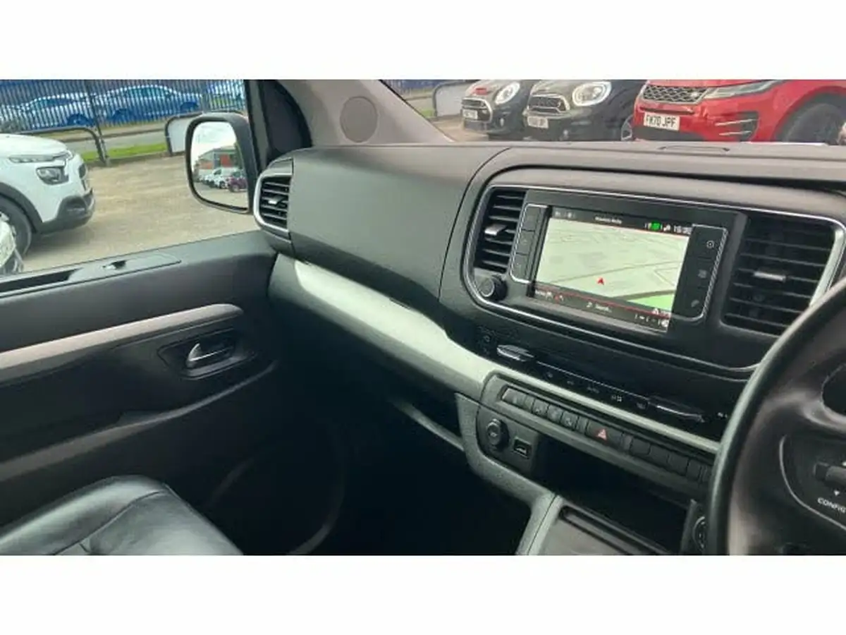 2019-citroen-spacetourer-20bluehdi-flair-xl-big-13