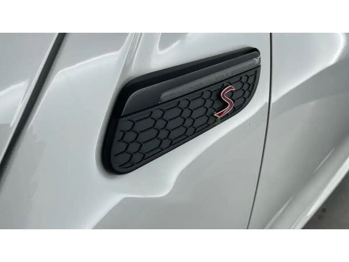 2024-mini-cooper-20-cooper-s-sport-176bhp-premium-plus-auto-hatchback-5d-auto-big-25