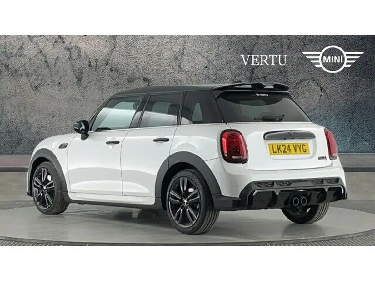 2024-mini-cooper-20-cooper-s-sport-176bhp-premium-plus-auto-hatchback-5d-auto-big-1
