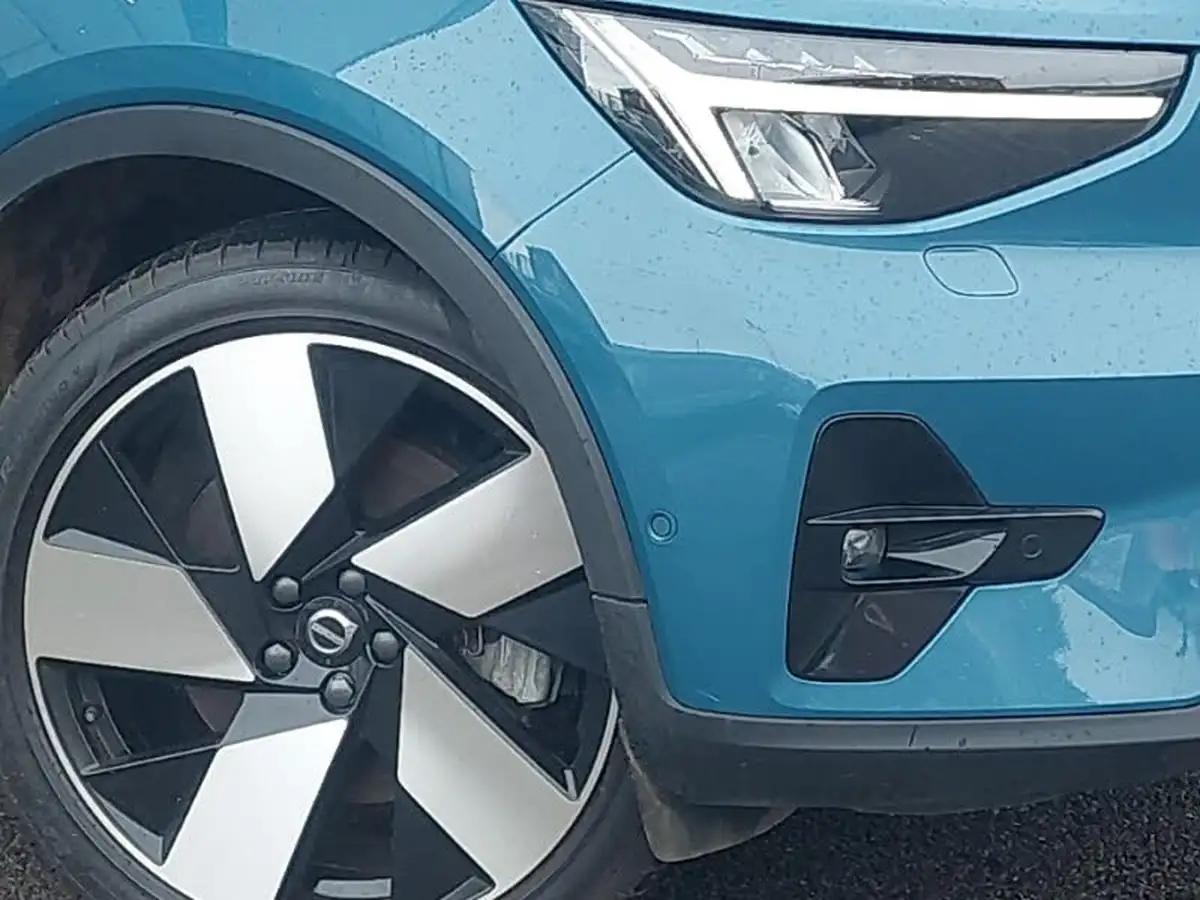2022-volvo-c40-e-twin-recharge-pro-big-8