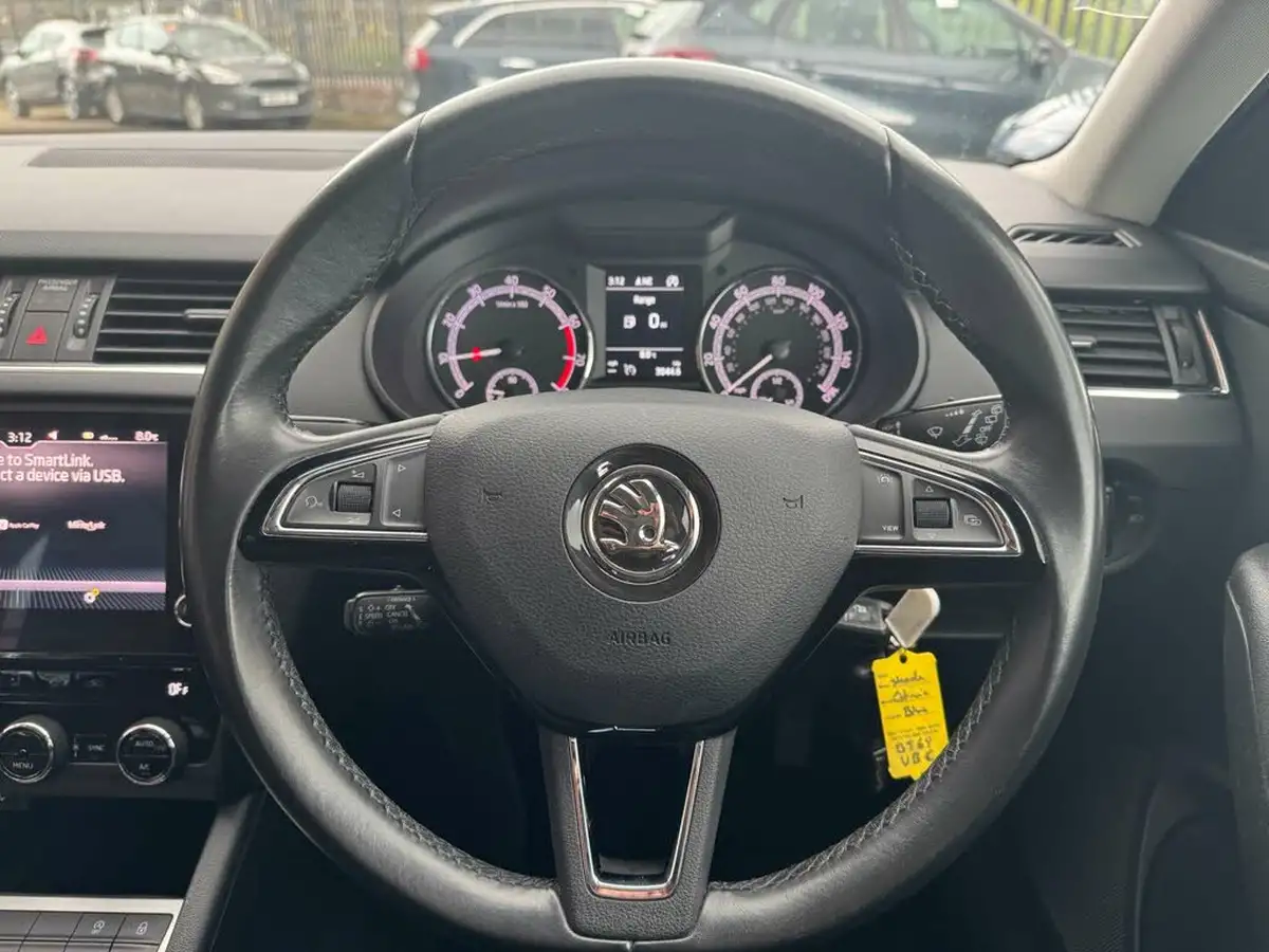 2019-skoda-octavia-10-tsi-se-technology-hatchback-big-15