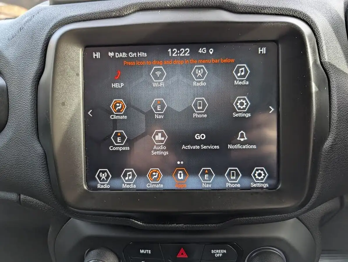 2021-jeep-renegade-13-gse-night-eagle-big-34