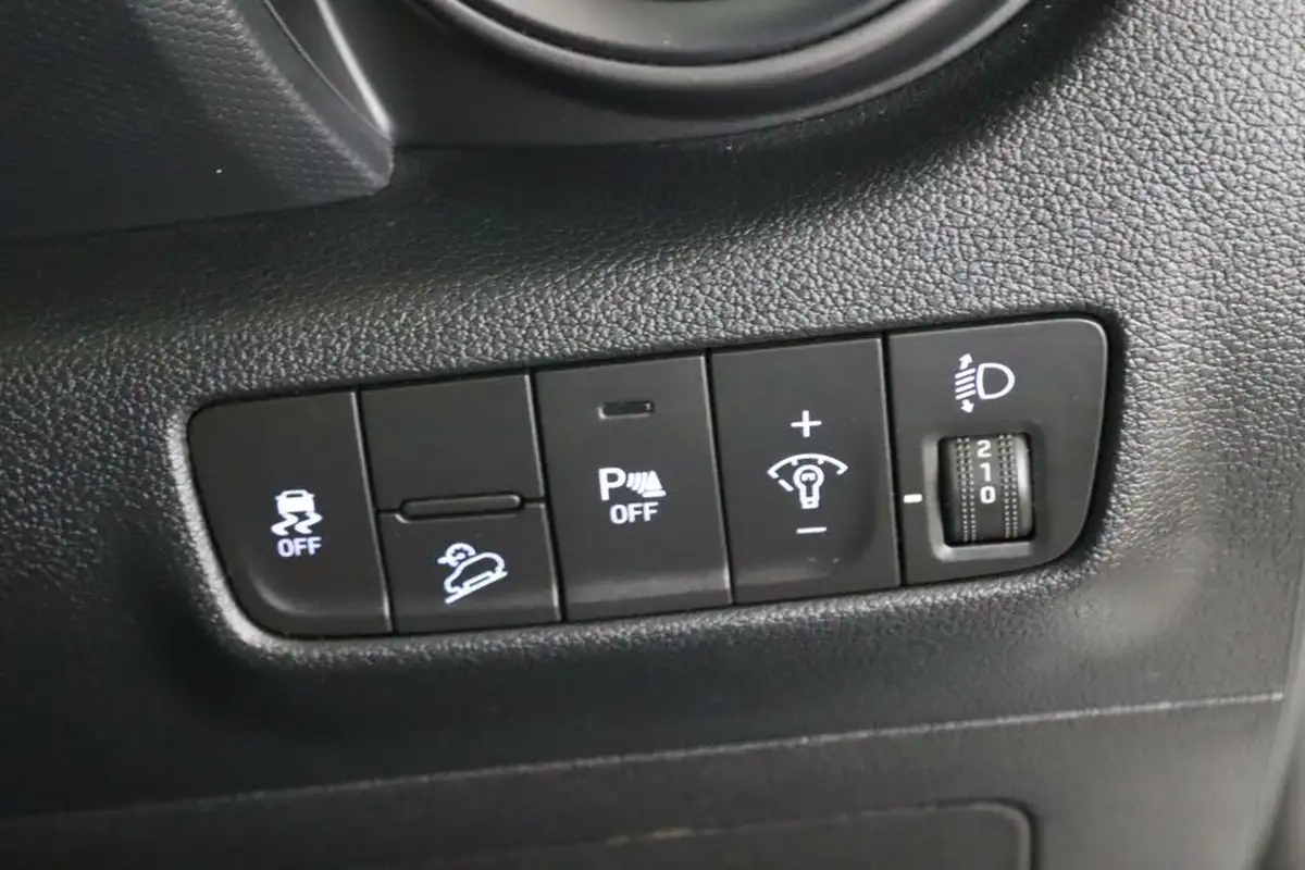 2021-hyundai-kona-10-t-gdi-n-line-big-18