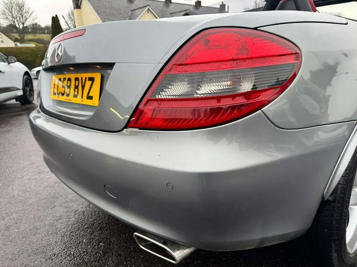 2009-mercedes-benz-slk-30-slk300-7g-tronic-big-24