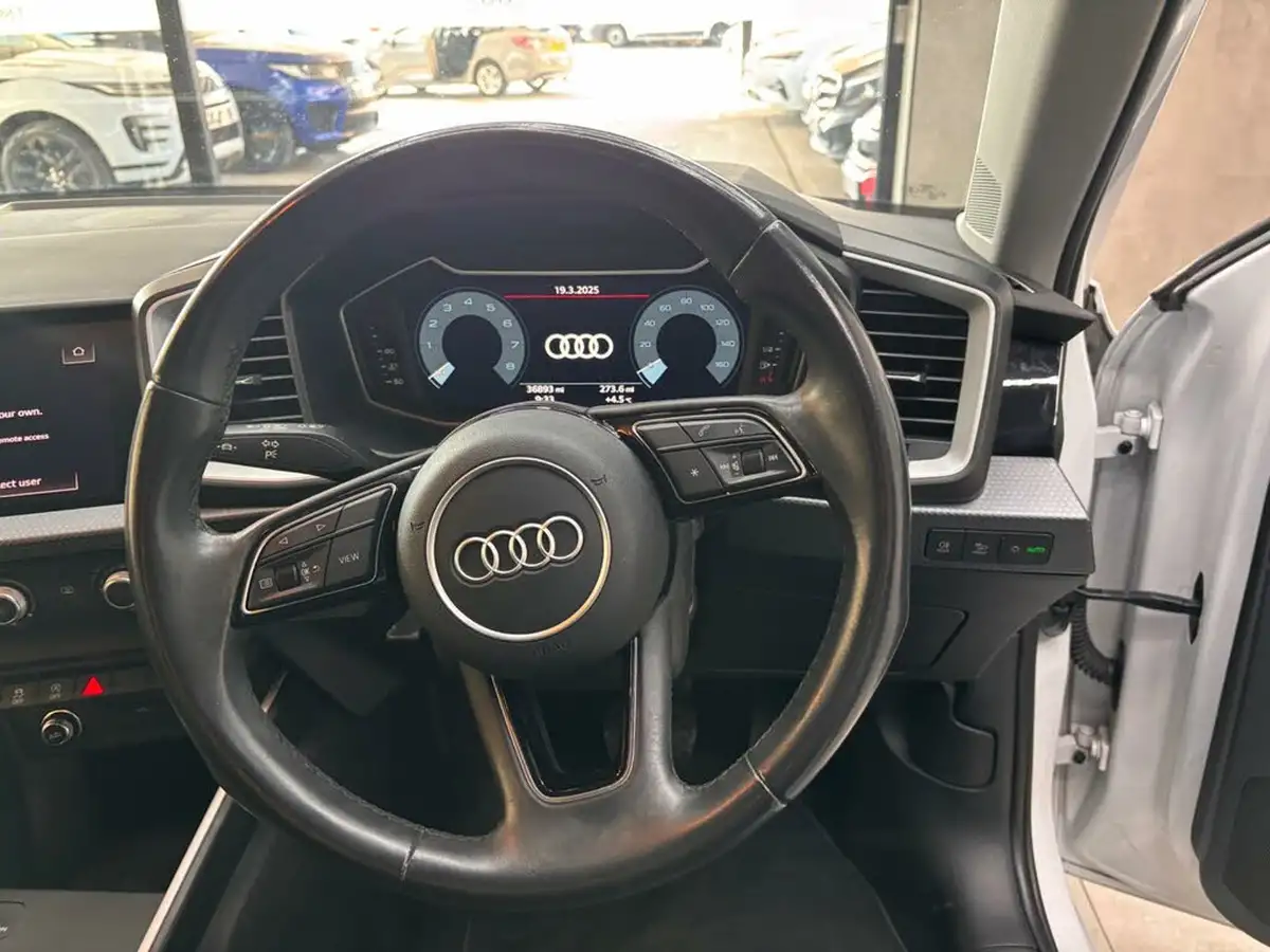 2021-audi-a1-15-35-tfsi-sport-big-36