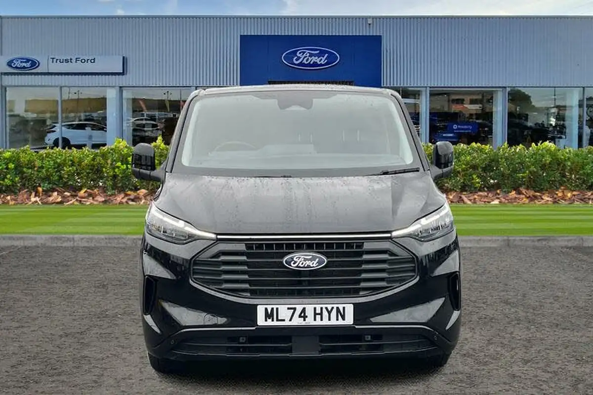 2023-ford-transit-custom-20tdci-300-l1h1-limited-136pseu6e-panel-van-1996cc-auto-big-11