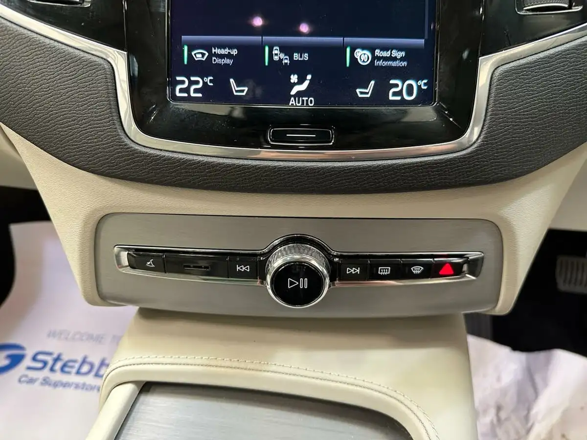 2020-volvo-xc90-20td-b5-momentum-pro-big-17
