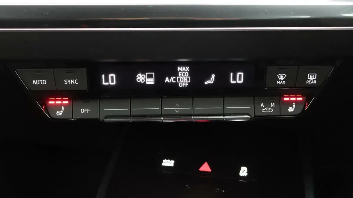 2023-audi-q4-e-tron-40e-s-line-station-wagon-big-12