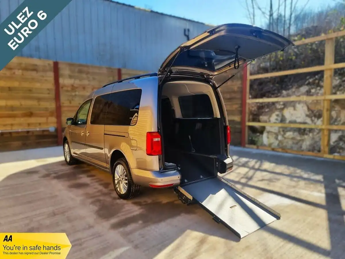 2018-volkswagen-caddy-maxi-life-20tdi-c20-102ps-dsg-big-0
