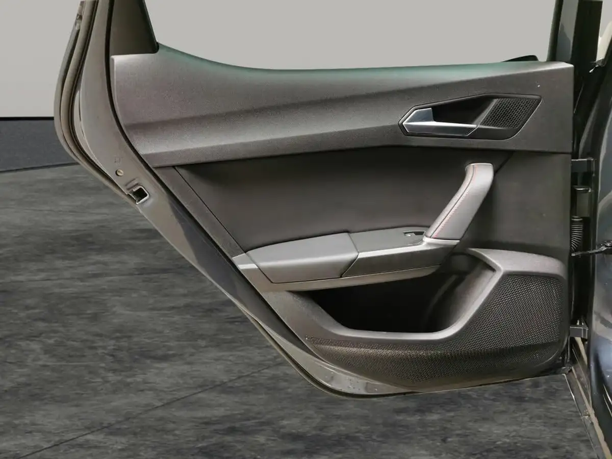 2023-seat-leon-big-27