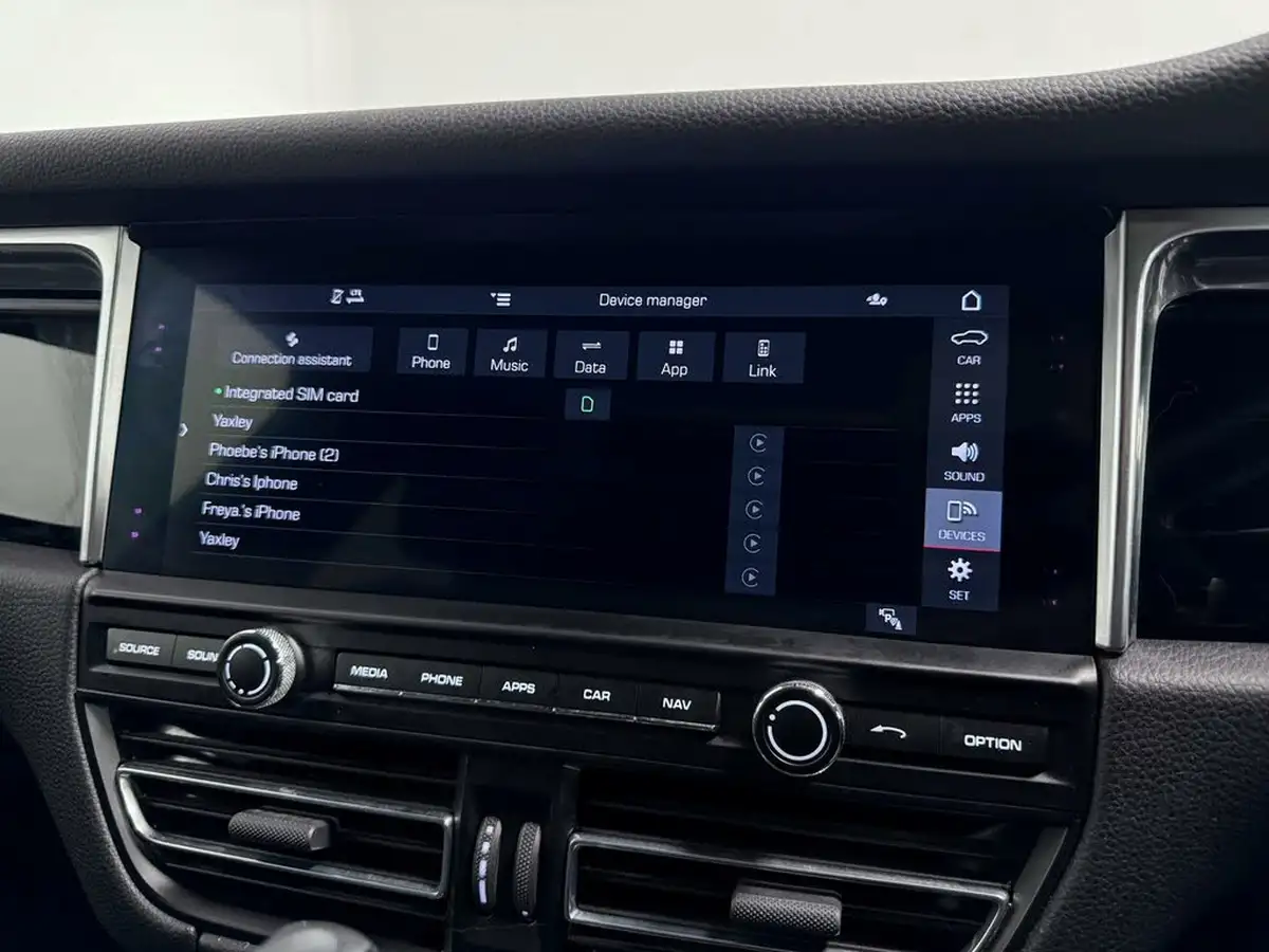 2020-porsche-macan-30-v6-s-big-59