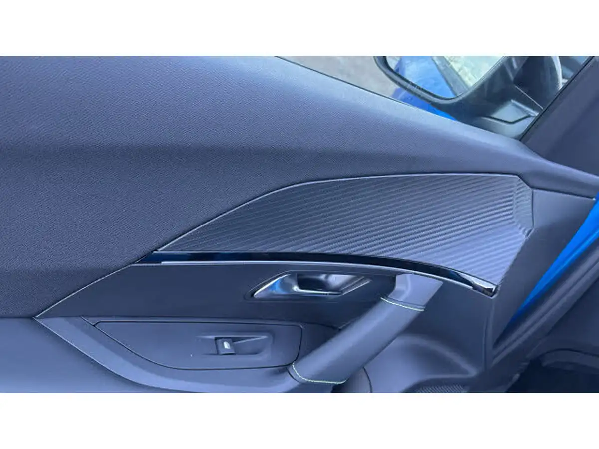 2024-peugeot-2008-suv-12-puretech-gt-130ps-eat8-big-26