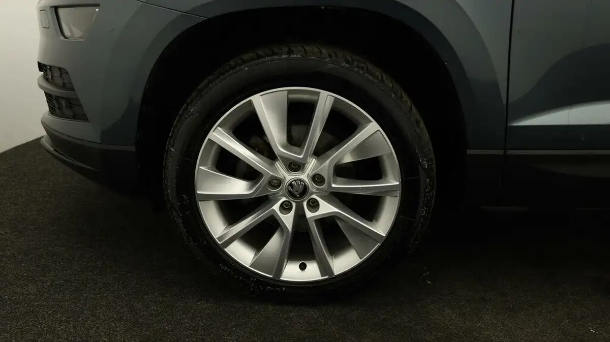 2021-skoda-karoq-15-tsi-se-l-dsg-big-18