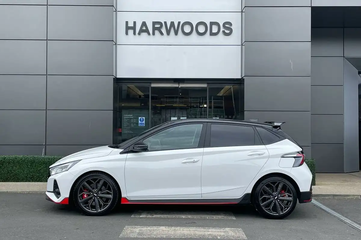 2024-hyundai-i20-n-16-t-gdi-big-10