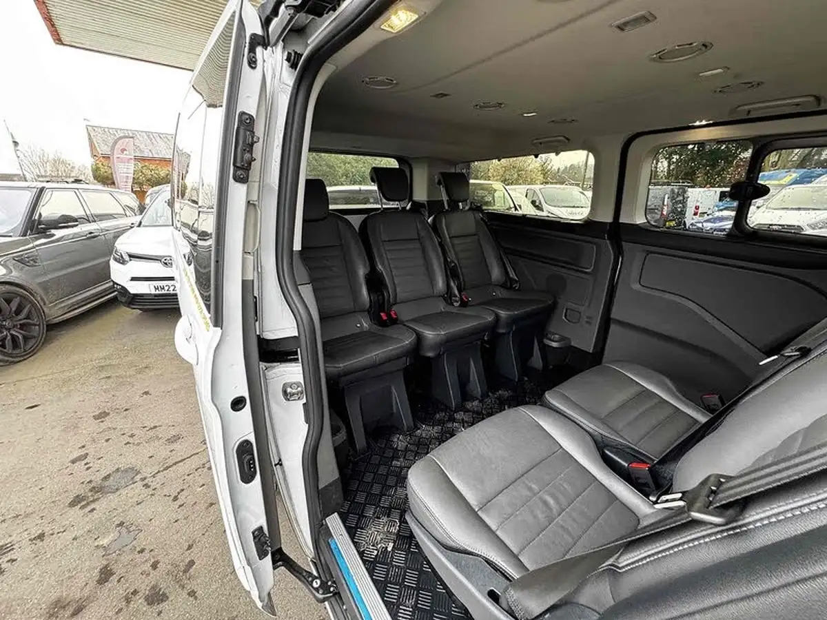 2023-ford-tourneo-custom-20tdci-320-l1-zetec-130pseu6dt-bus-8-seats-1997cc-auto-big-31