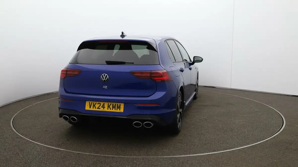 2024-volkswagen-golf-20-tsi-r-320ps-hatchback-big-48