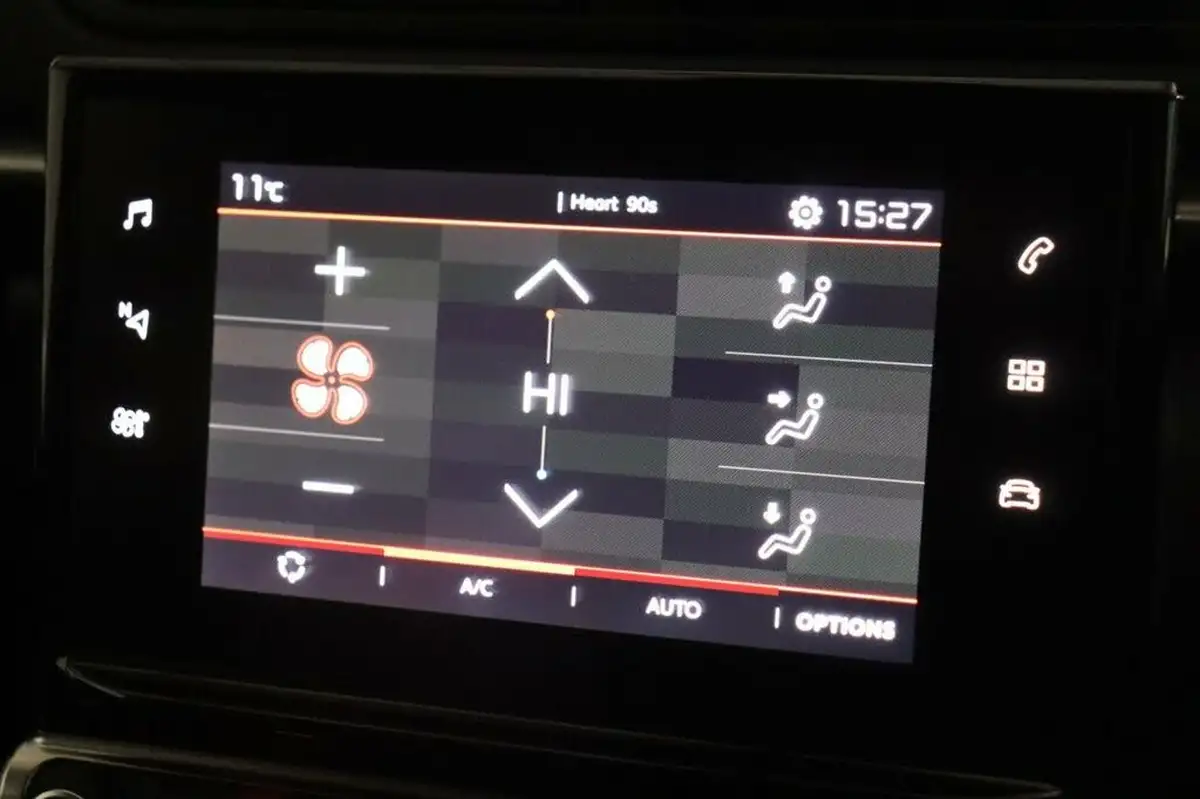 2023-citroen-c3-12-puretech-c-series-edition-110ps-ss-eat6-big-11