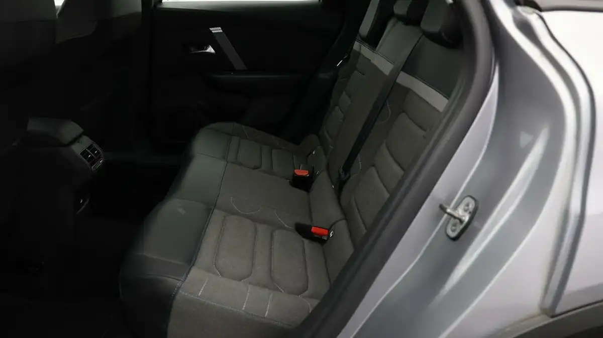 2021-citroen-c4-12-puretech-sense-plus-big-15