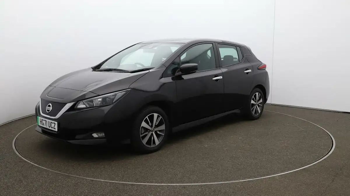 2022-nissan-leaf-e-acenta-big-3
