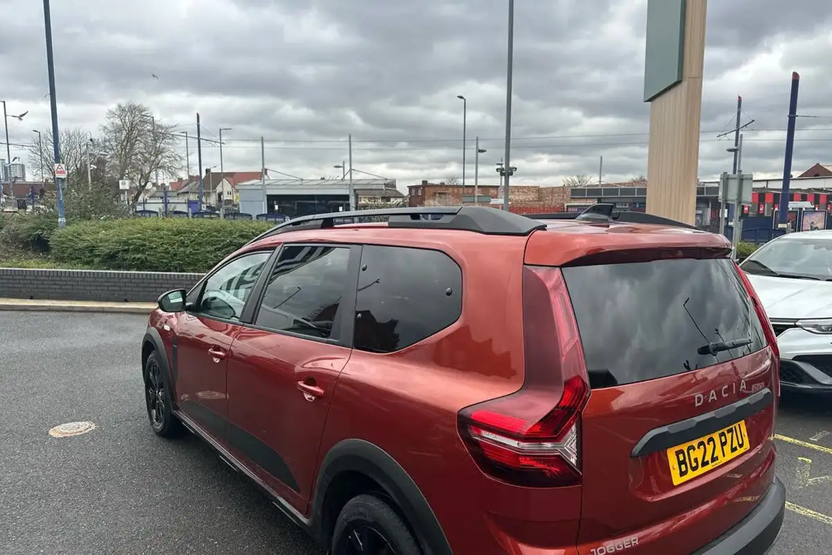 2022-dacia-jogger-10-tce-extreme-se-big-23