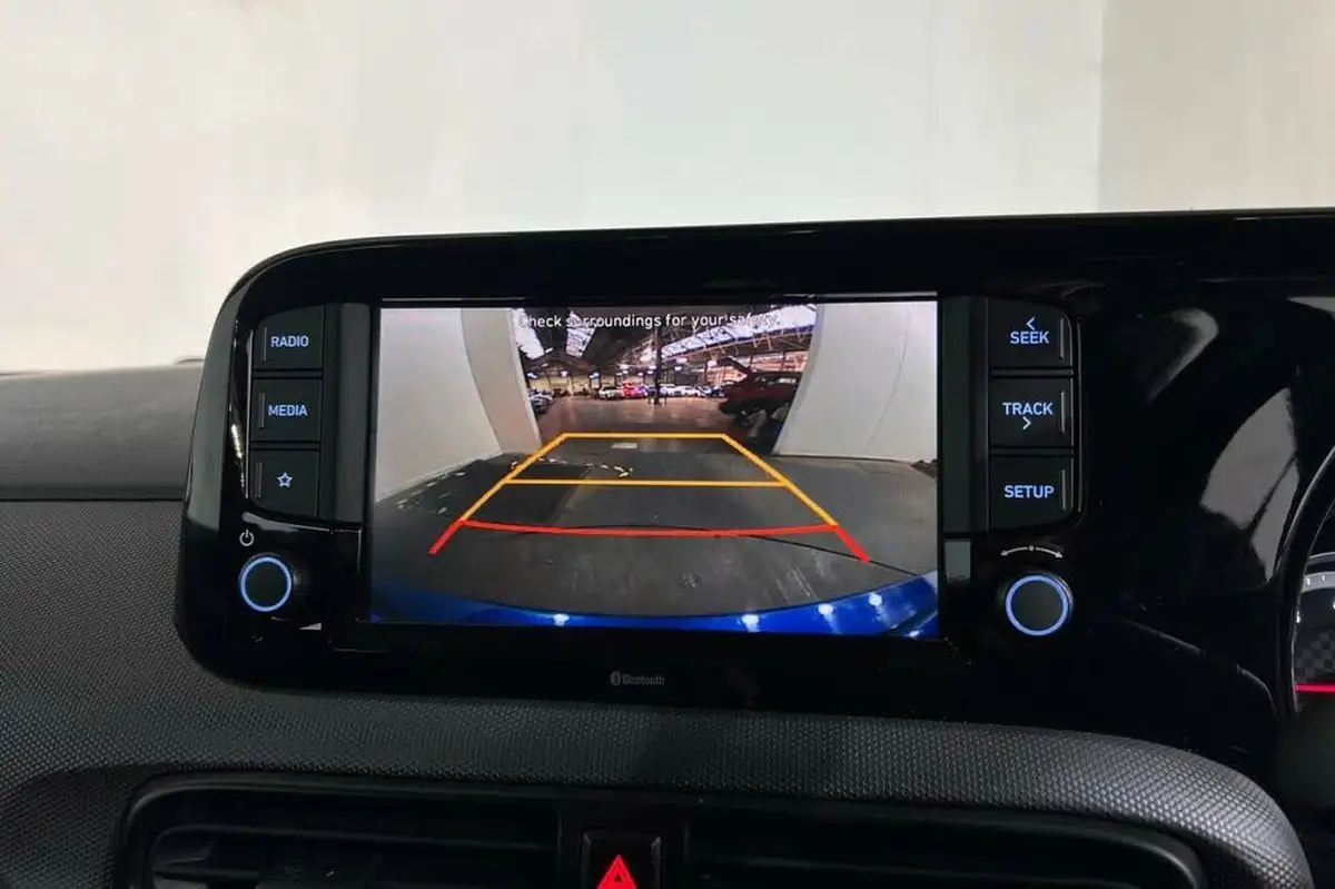 2021-hyundai-i10-12-se-connect-big-29