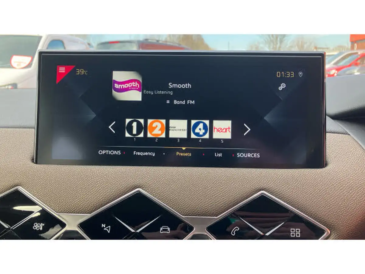 2019-ds-ds-3-crossback-12-puretech-prestige-100ps-big-37